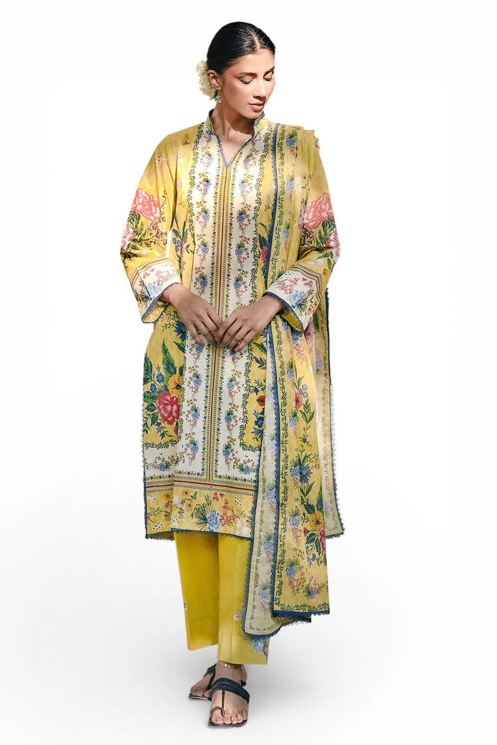 3 Piece Printed Lawn Suit with Embroidered Lace and Bunches CL-62276